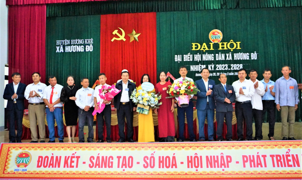 71 hội viên tiêu biểu, dự Đại hội Nông dân xã Hương Đô, lần thứ VIII