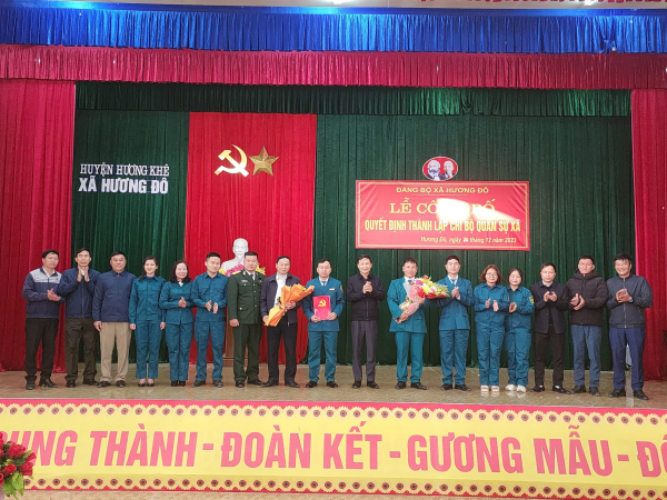 Hương Đô tổ chức lễ công bố Quyết định thành lập chi bộ Quân sự